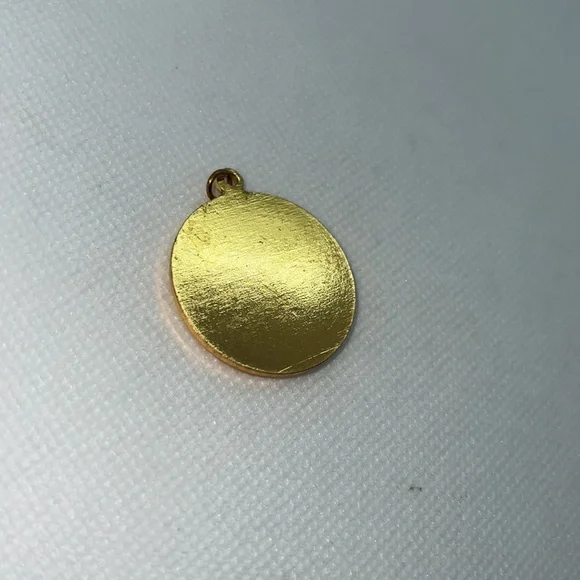 MUSICAL INSTRUMENT PENDANT CHARM GOLD TONE, PIANO, VIOLIN, SAXOPHONE, NOTES - Picture 4 of 8